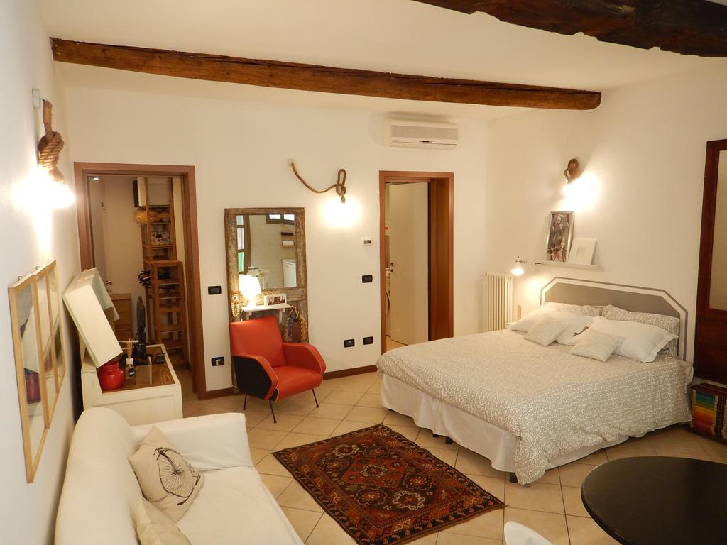 La Casa Degli Zii Διαμέρισμα Φεράρα Εξωτερικό φωτογραφία